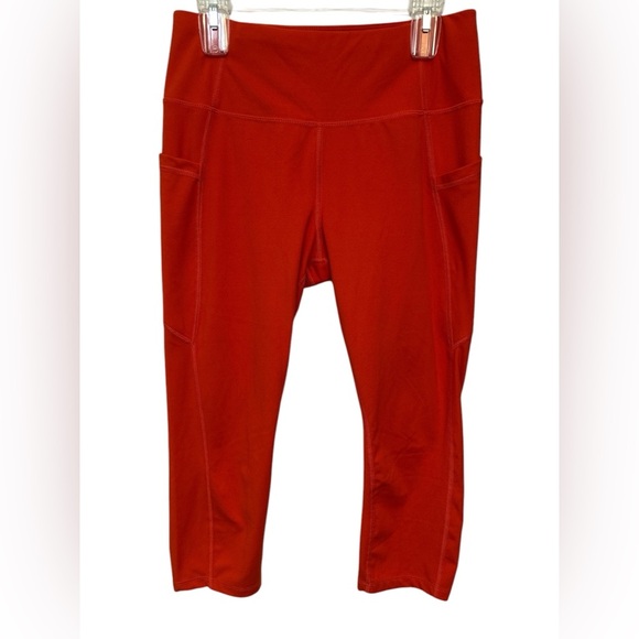 Avia Red Side Pockets Cropped Leggings Athleisure Activewear EUC - Picture 1 of 4